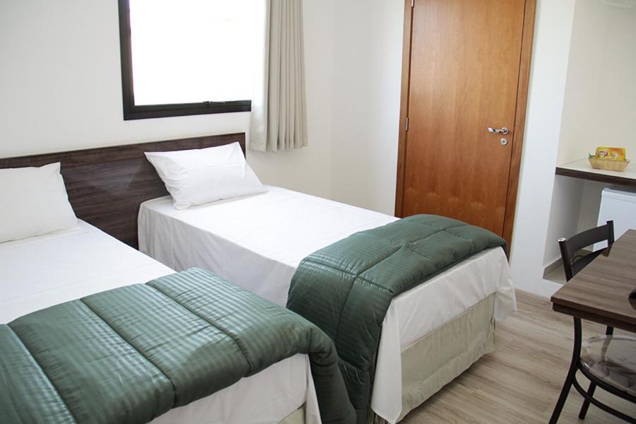 Jf Hotel Nova Alianca リベイラン・プレト エクステリア 写真