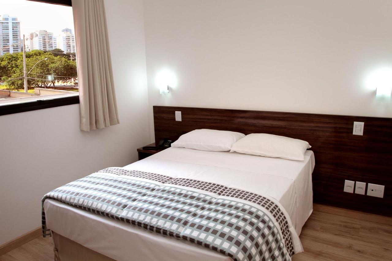 Jf Hotel Nova Alianca リベイラン・プレト エクステリア 写真