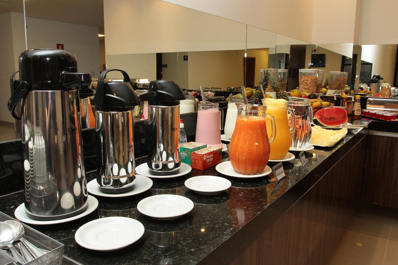 Jf Hotel Nova Alianca リベイラン・プレト エクステリア 写真