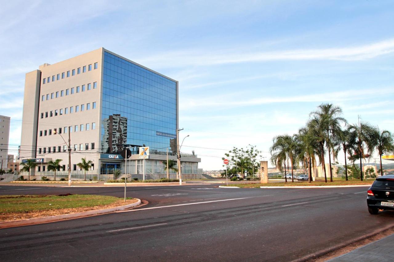 Jf Hotel Nova Alianca リベイラン・プレト エクステリア 写真